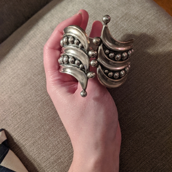 Vintage Sterling Clamper Cuff Bracelet - Picture 4 of 4